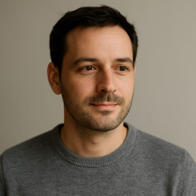 Tobias B.